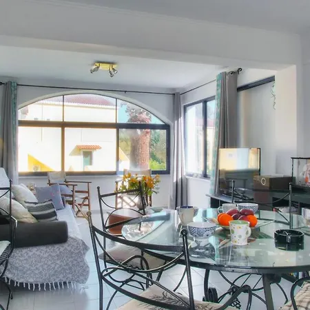 Blue Bay Apartment *